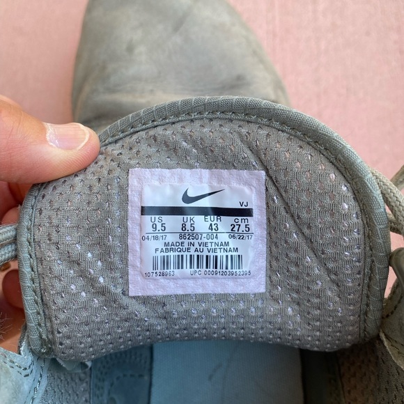 Suede Nike Special Field Boots - Picture 2 of 5